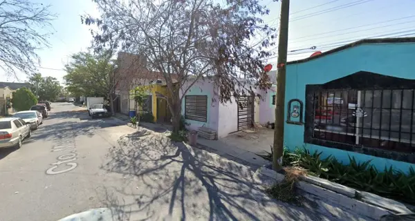 Casa en venta en Misión San Juan, García — foto 2 de 8