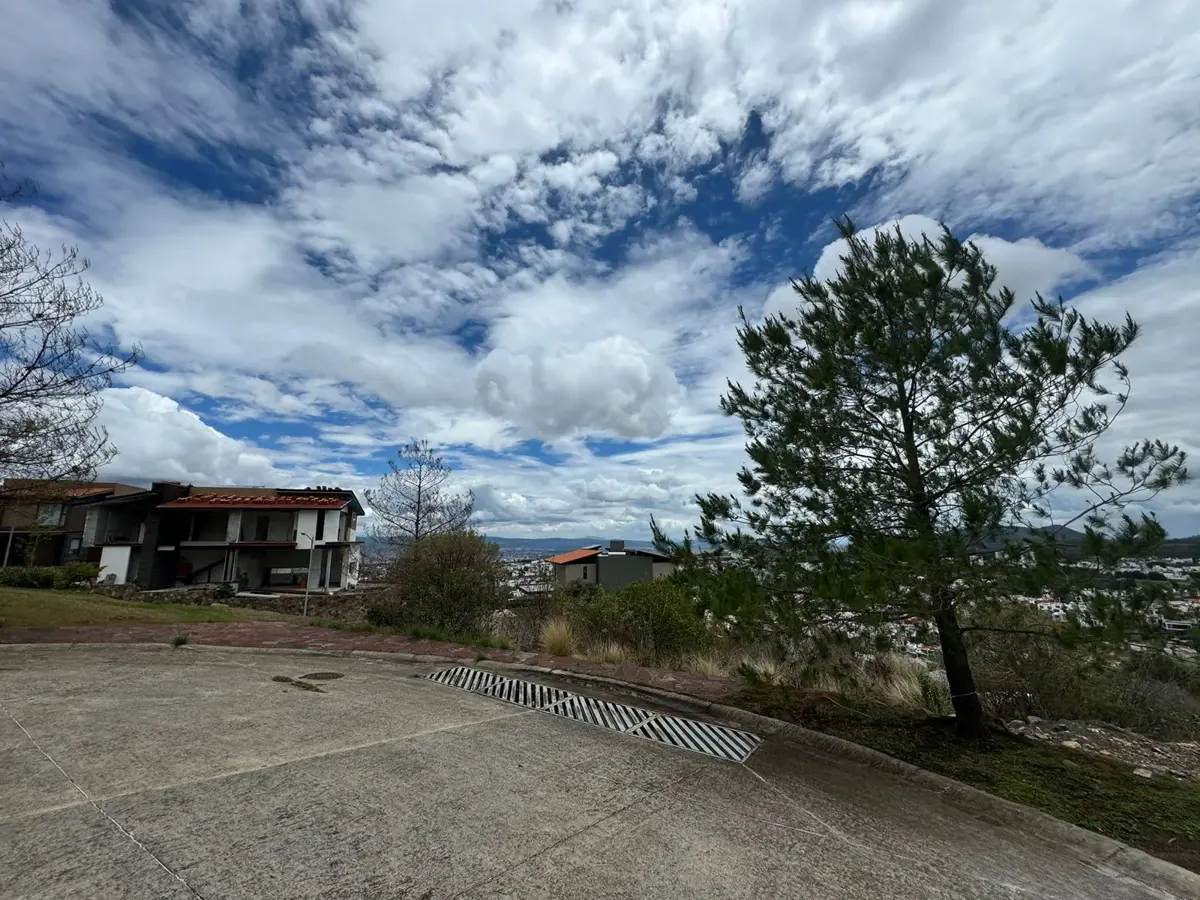 Terreno en venta en Montaña Monarca I, Morelia — foto 1 de 9