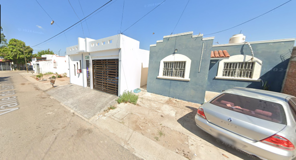 Casa en venta en Valles del Sol, Culiacán — foto 3 de 10