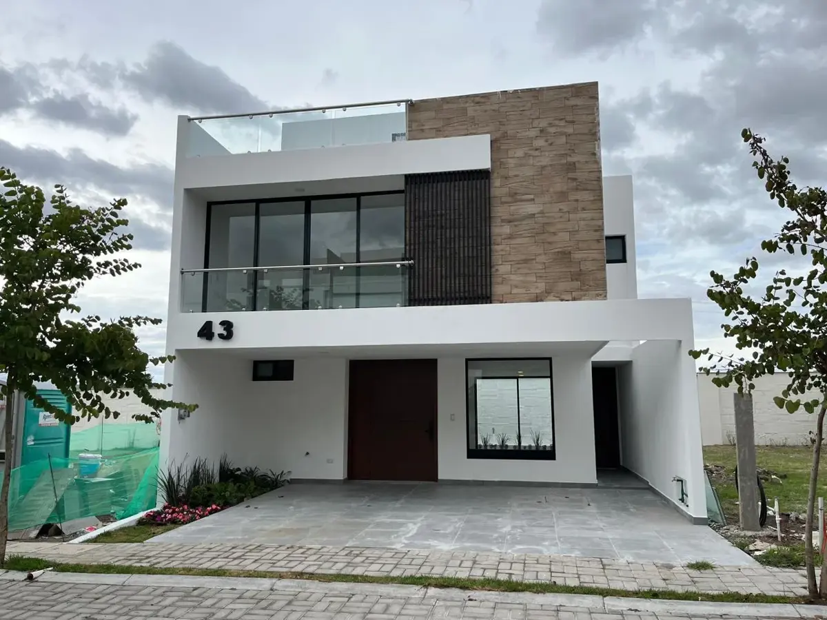 Casa en venta en Lomas de Angelópolis, San Andrés Cholula — foto 1 de 30