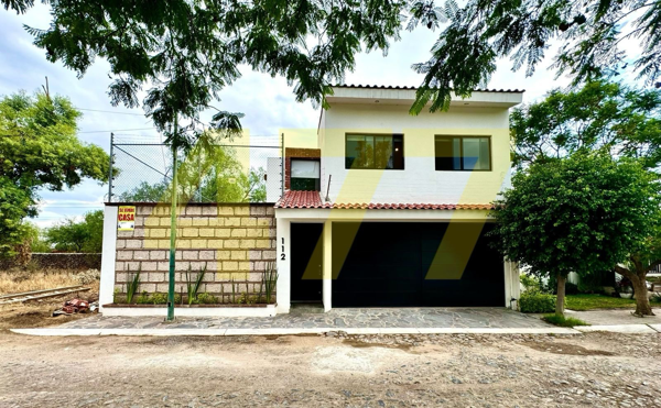 Casa en venta en Portones del Carmen, León — foto 2 de 28