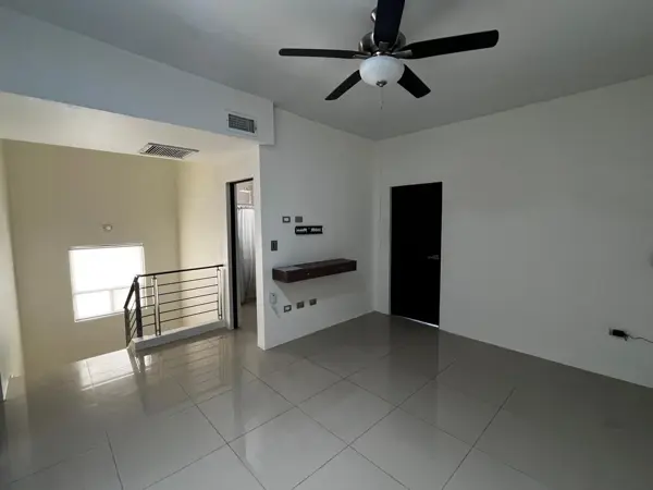 Casa en renta en Aurea Residencial, Juárez — foto 3 de 19