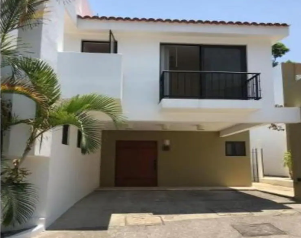 Casa en venta en Lomas de la Selva, Cuernavaca — foto 1 de 8