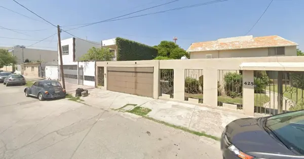 Casa en venta en Navarro, Torreón — foto 2 de 7