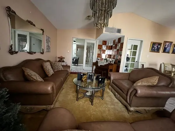 Casa en venta en Plutarco Elias Calles, Juárez — foto 3 de 28