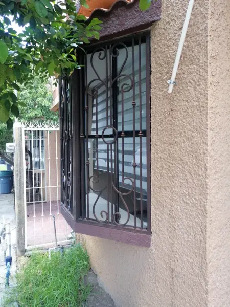 Casa en venta en Mirador de la Silla, Guadalupe — foto 2 de 32