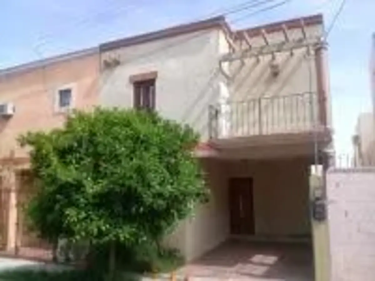 Casa en venta en Mirador de la Silla, Guadalupe — foto 1 de 32