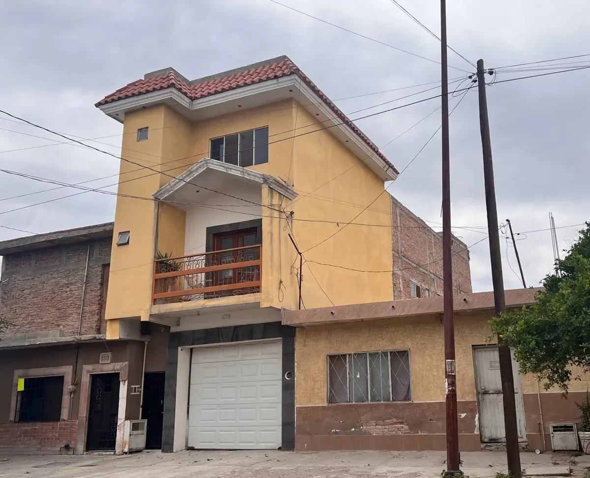 Casa en venta en Eugenio Aguirre Benavides, Torreón — foto 1 de 16