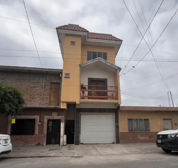 Casa en venta en Eugenio Aguirre Benavides, Torreón — foto 2 de 16