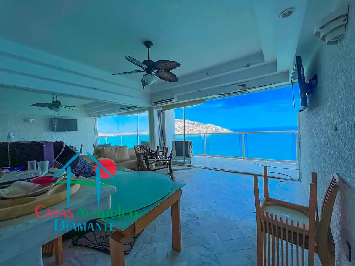 Departamento en venta en Costa Azul, Acapulco de Juárez — foto 1 de 78