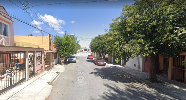 Casa en venta en Los Arcos, Saltillo — foto 3 de 10