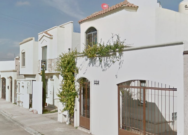 Casa en venta en Manantiales del Bosque, Ramos Arizpe — foto 3 de 12