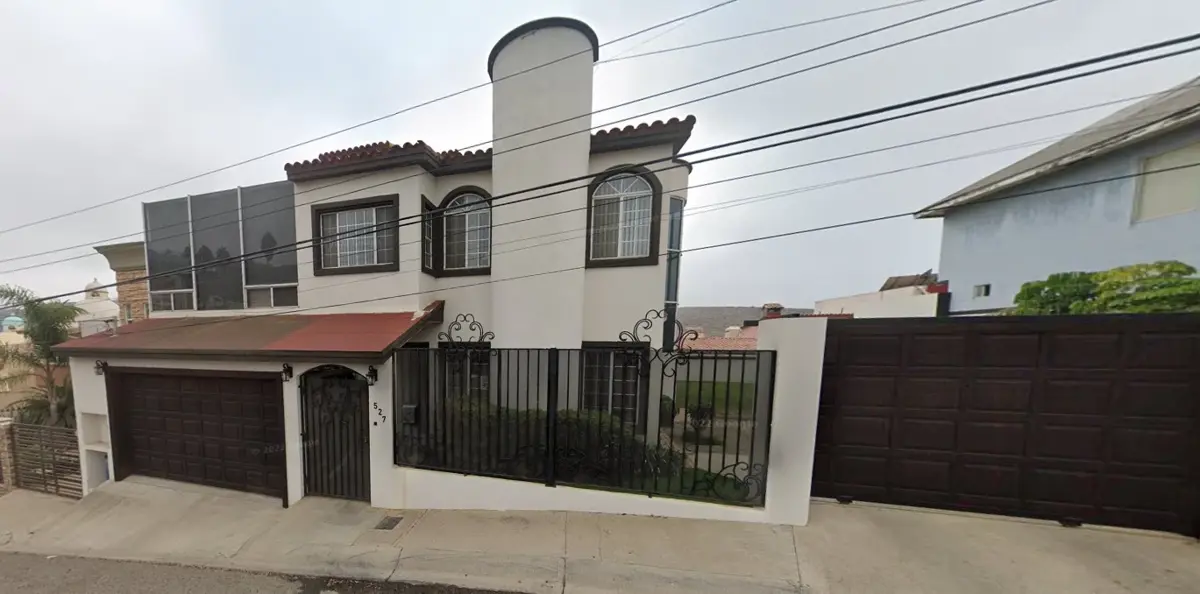 Casa en venta en Moderna, Ensenada — foto 1 de 14