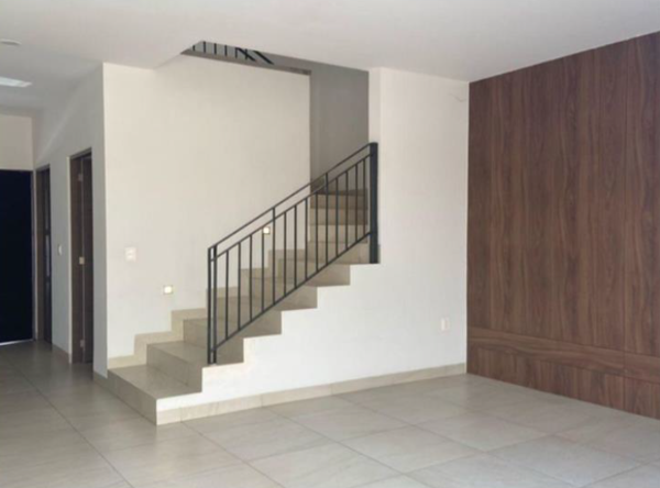 Casa en venta en Real Providencia, León — foto 2 de 8