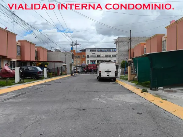 Casa en venta en Los Héroes Tecámac II, Tecámac — foto 2 de 19