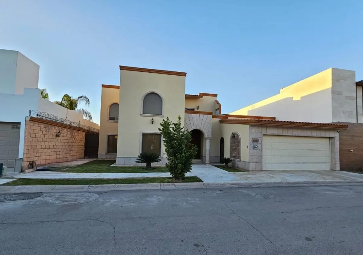 Casa en venta en Hacienda del Rosario, Torreón — foto 1 de 24