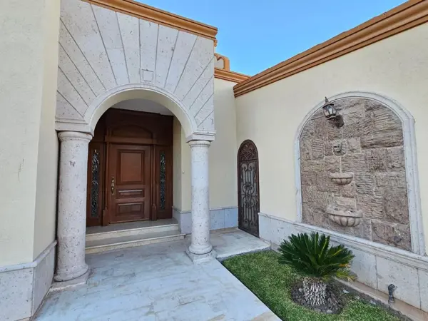 Casa en venta en Hacienda del Rosario, Torreón — foto 2 de 24