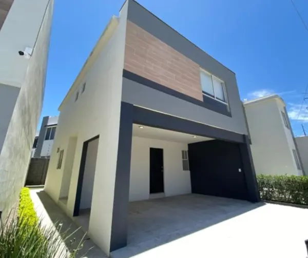 Casa en venta en Triana, Saltillo — foto 2 de 25