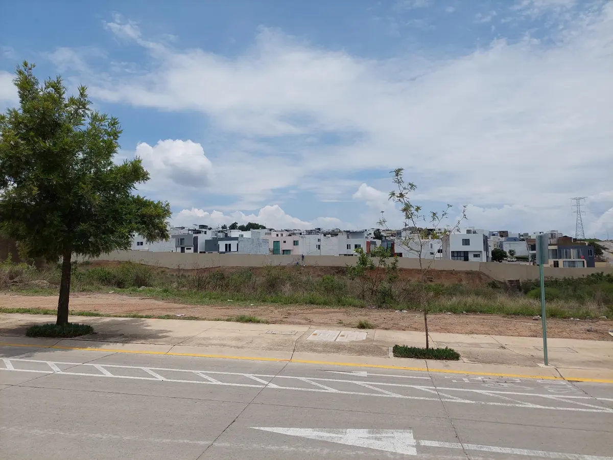 Terreno en venta en Valle Imperial, Zapopan — foto 1 de 11