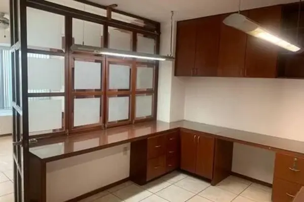 Casa en venta en Bugambilias, Zapopan — foto 2 de 15