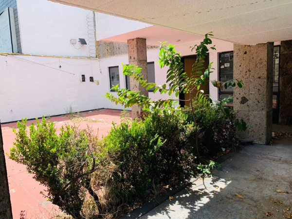 Casa en venta en Jardines del Bosque Norte, Guadalajara — foto 3 de 14