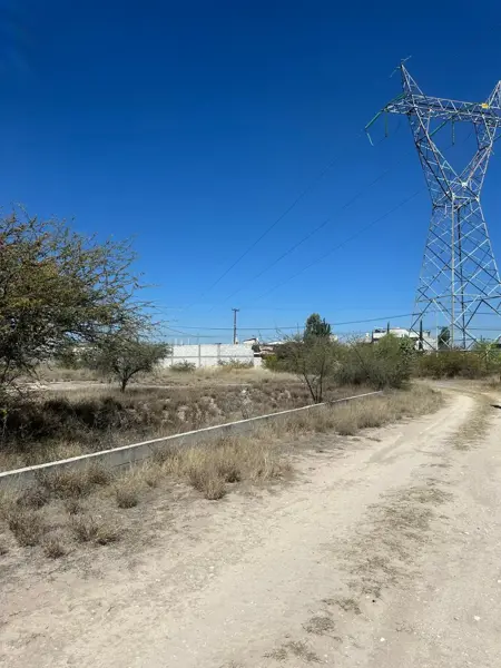 Terreno en venta en Los Pinos, Pedro Escobedo — foto 3 de 8