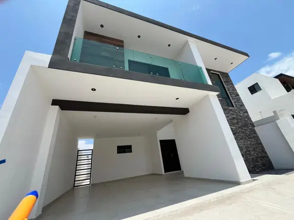 Casa en venta en Rincón de los Encinos, Saltillo — foto 2 de 22
