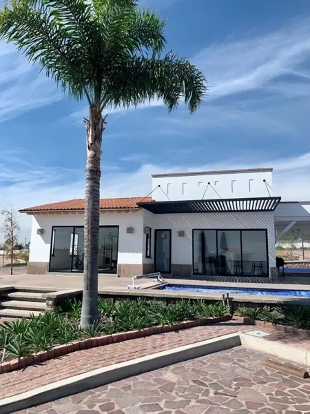 Casa en venta en Pedregal de Schoenstatt, Corregidora — foto 3 de 46