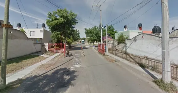 Casa en venta en Valle Dorado, Tlajomulco de Zúñiga — foto 2 de 6