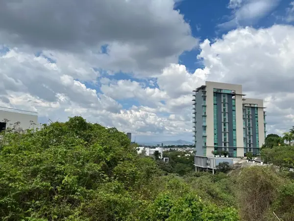 Terreno en venta en Virreyes Residencial, Zapopan — foto 3 de 17