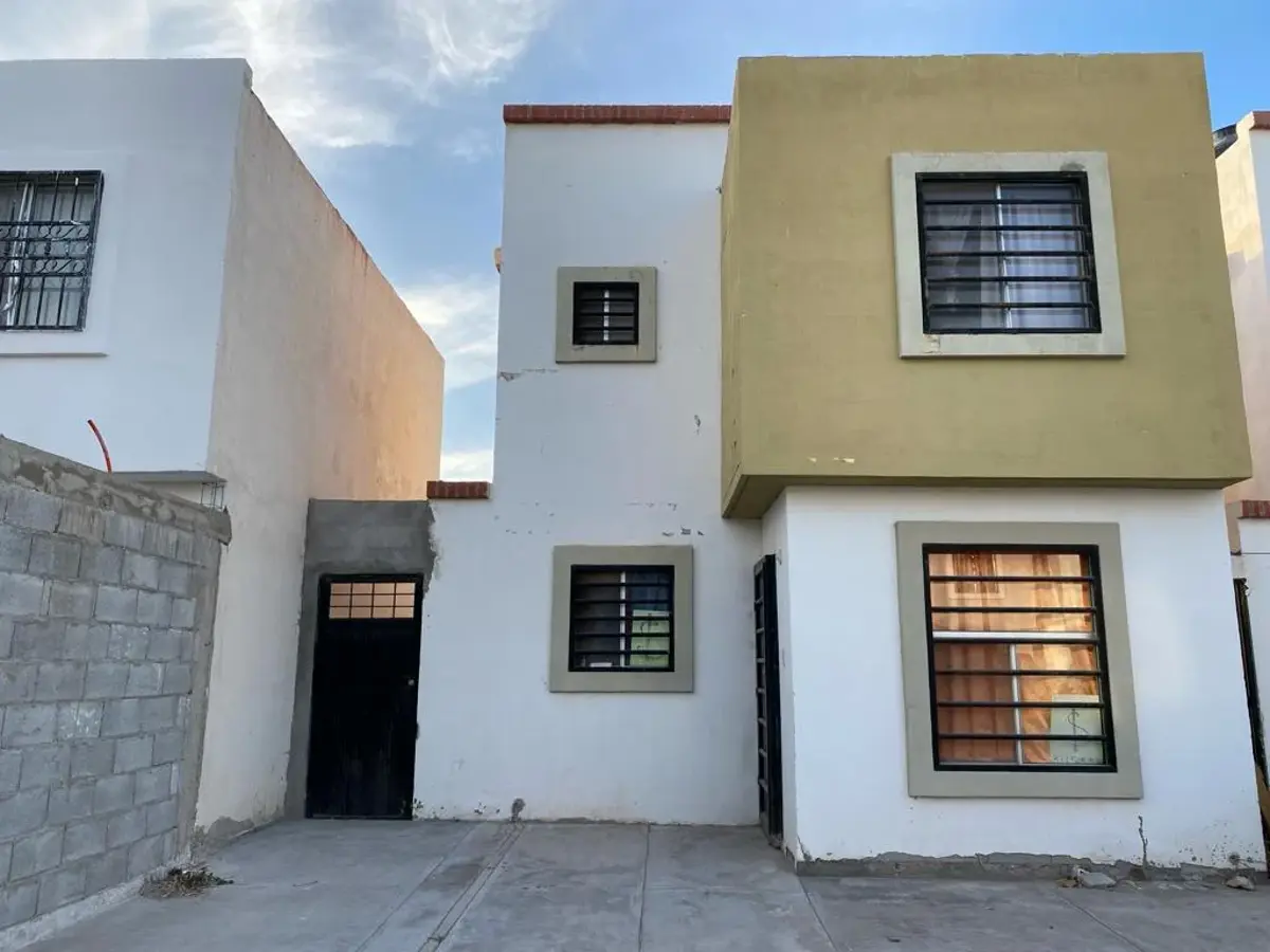 Casa en venta en Villas Universidad, Torreón — foto 1 de 17