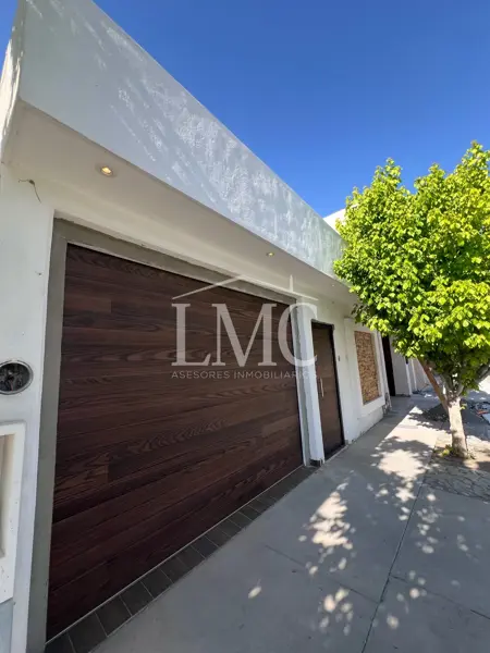 Casa en venta en Puerta del Rey, Saltillo — foto 2 de 19