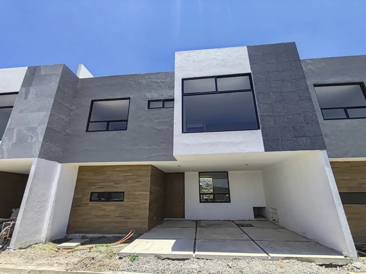 Casa en venta en San Bernardino Tlaxcalancingo, San Andrés Cholula — foto 1 de 28