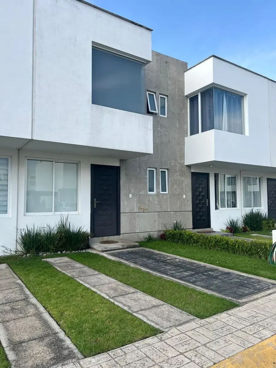 Casa en renta en San Luis Mextepec, Zinacantepec — foto 1 de 12