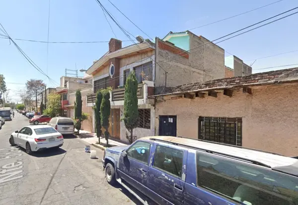 Casa en venta en Martires de Rio Blanco, Gustavo A. Madero — foto 2 de 7