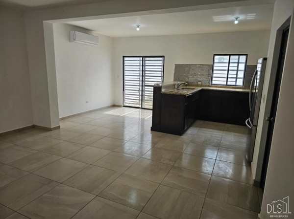 Casa en venta en Lomas del Valle Residencial, Piedras Negras — foto 2 de 21