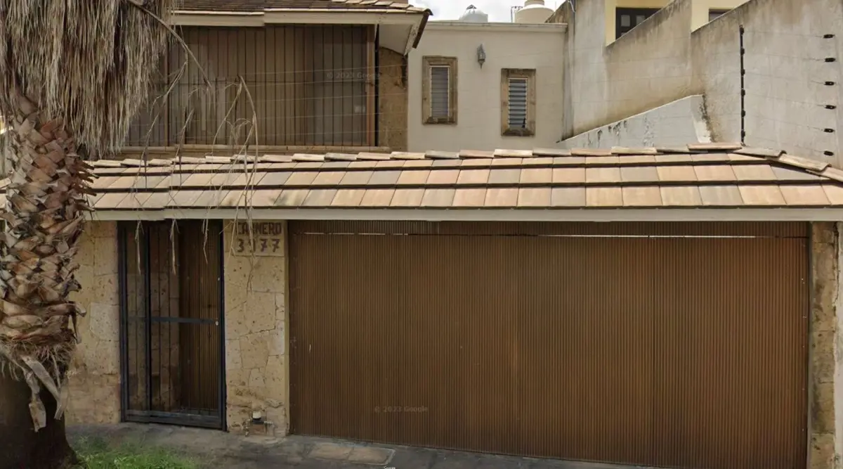 Casa en venta en Arboledas 1a Secc, Zapopan — foto 1 de 12