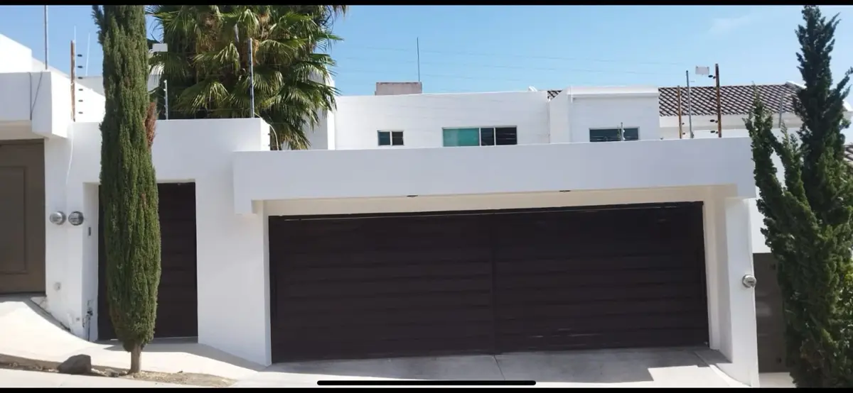 Casa en venta en Porta Fontana, León — foto 1 de 21