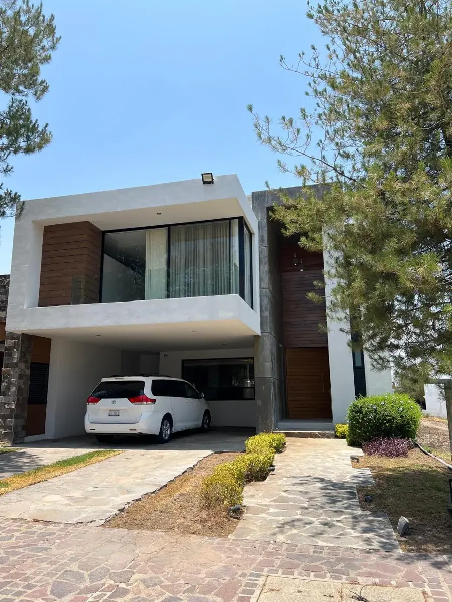 Casa en venta en La Campiña, León — foto 1 de 25