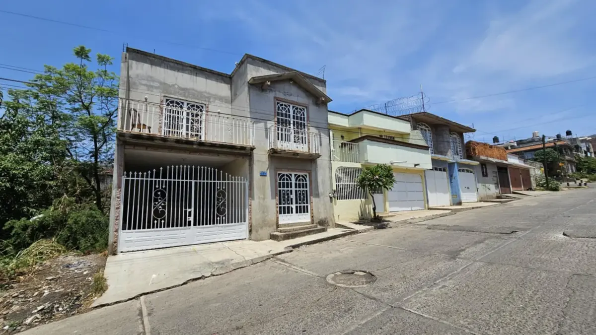 Casa en venta en Ciudad Jardin, Morelia — foto 1 de 18