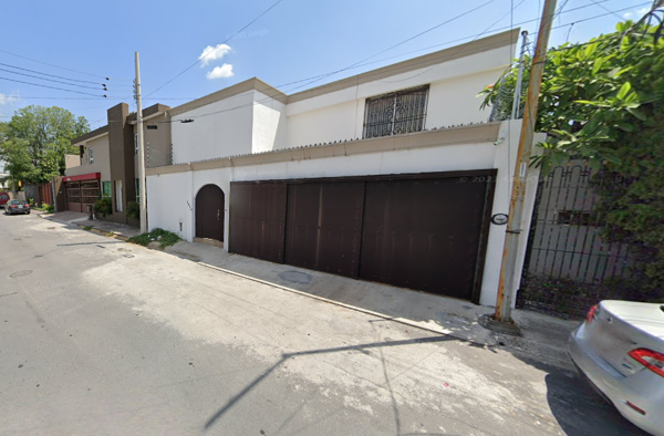 Casa en venta en Villa los Pinos, Monterrey — foto 3 de 10