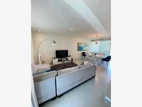 Casa en venta en Valle Sur, Tijuana — foto 2 de 13
