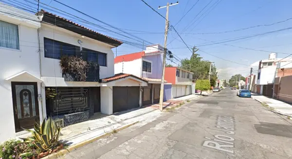 Casa en venta en Jardines de San Manuel, Puebla — foto 3 de 13