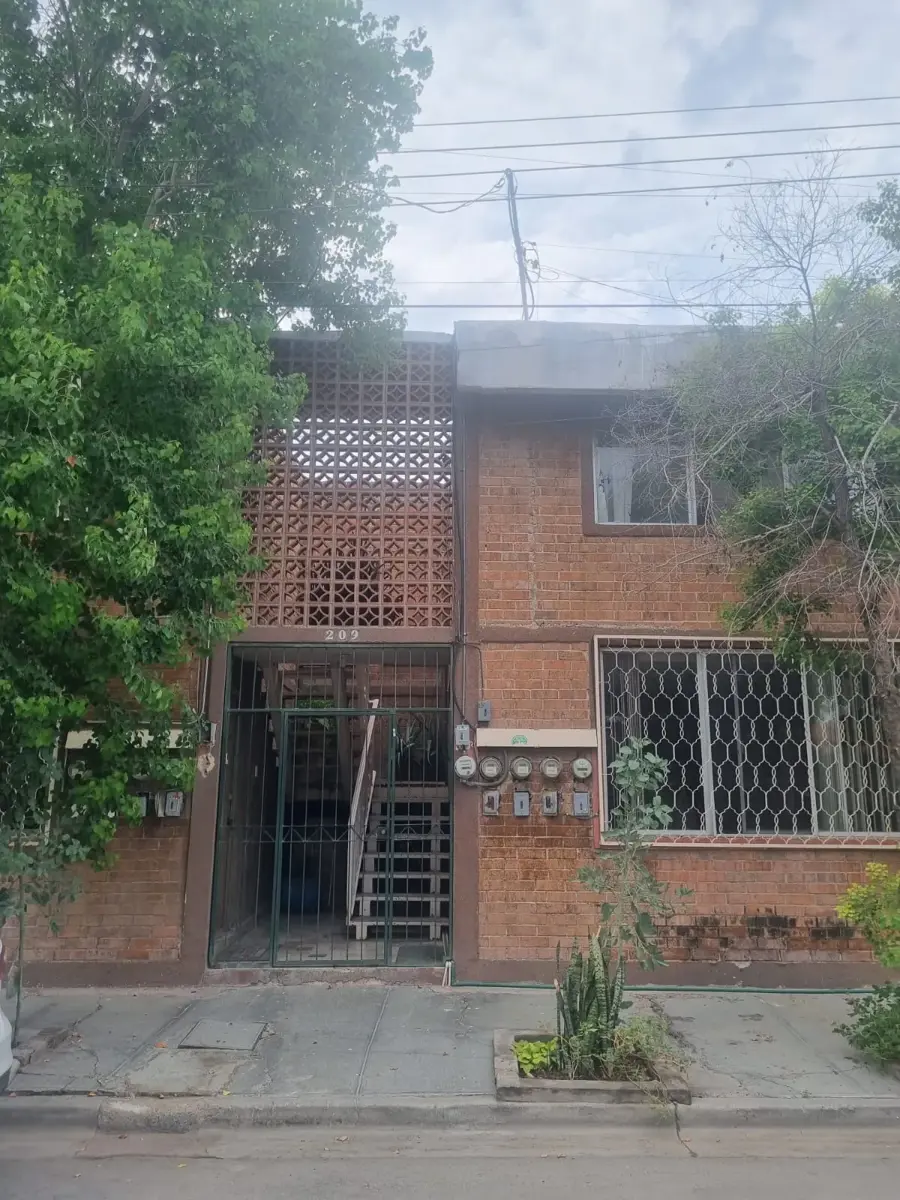 EDIFICIO DE DEPARTAMENTOS EN VENTA EN PASEO DE LA ROSITA EDIFICIO DE DEPARTAMENTOS EN VENTA EN PASEO DE LA ROSITA