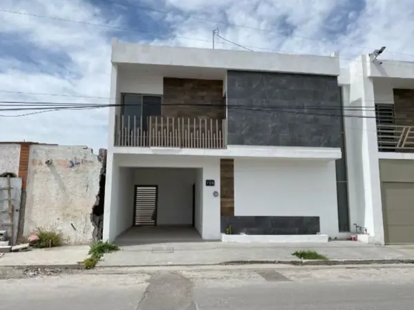 Casa en venta en La Fuente, Torreón, Coahuila de Zaragoza Casa en venta en La Fuente, Torreón, Coahuila de Zaragoza