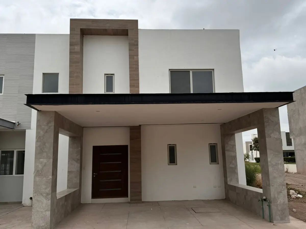 Casa en venta en Altozano la Nueva Laguna, Gómez Palacio — foto 1 de 30