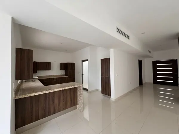 Casa en venta en Altozano la Nueva Laguna, Gómez Palacio — foto 2 de 30
