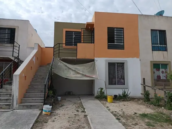 Casa en venta en El Fraile, García — foto 3 de 8