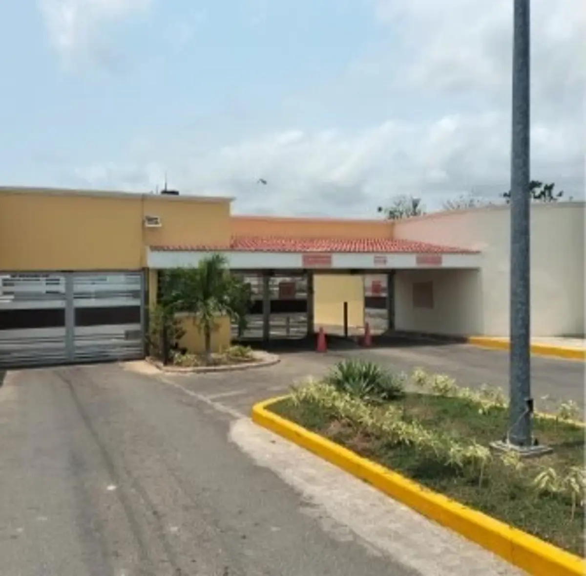 Casa en venta en Hacienda Chetumal, Othón P. Blanco — foto 1 de 9
