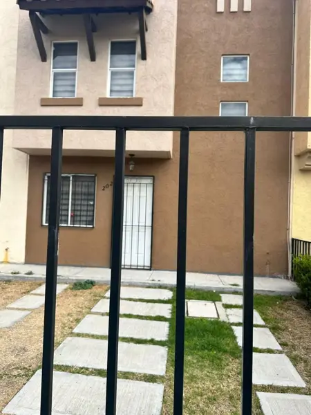 Casa en venta en Real Toledo, Pachuca de Soto — foto 2 de 15